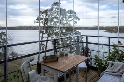 Skutvikshagen 10, Vaxön