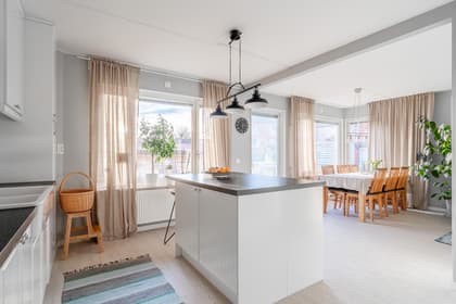 Stålgatan 42, Slavsta