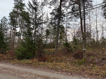 Furuvägen 14, Färingsö