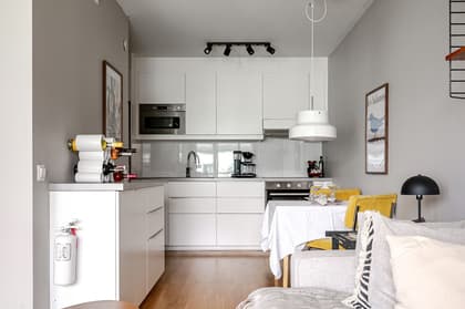 Lackerargränd 12, Centrala Huddinge