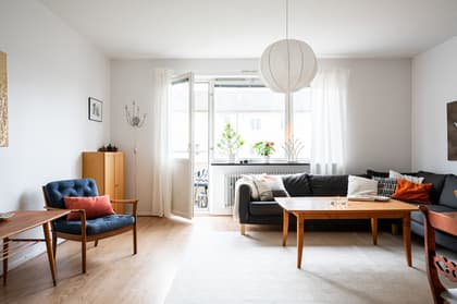 Måsvägen 18B, Väster