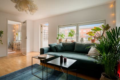 Fallskärmsgatan 13, Skarpnäck