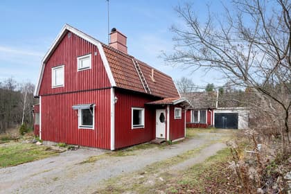 Näckrosvägen 1, Spjutsbygd