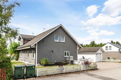 Lilla Tvärvägen 18, Källesjö