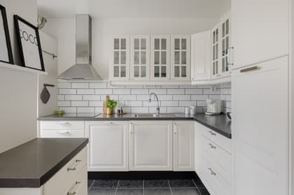 Sörgården 111, Sörgården