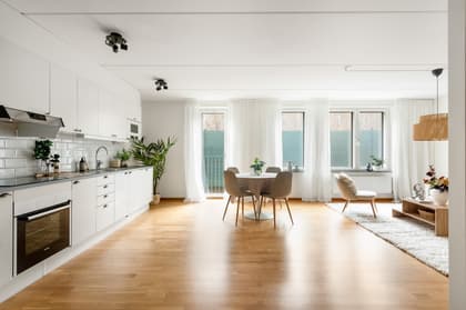 Klädesvägen 34, Bromma