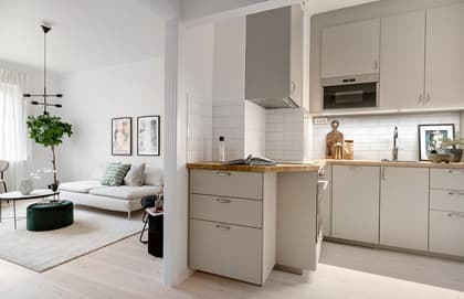 Vattenledningsvägen 43, Midsommarkransen