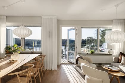 Tollareslingan 8, Tollare