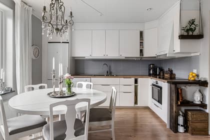 Asteroidvägen 17E, Solbacka