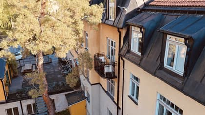 Svandammsvägen 36, Midsommarkransen