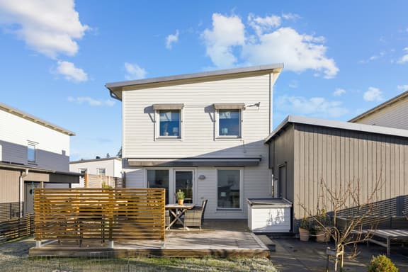 Alvernas väg 7, Ale