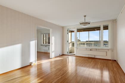 Åkerbyvägen 90, Täby Centrum