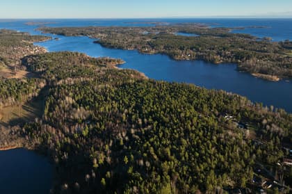 Yxlöbergsvägen 92-94, Yxlan