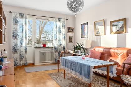 Svärdlångsvägen 56, Årsta