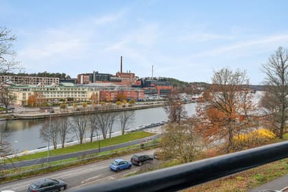 Bergsgatan 8, Centrala Södertälje