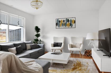 Gryningsvägen 42, Kurveröd