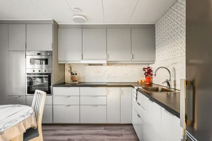 Västra Torp 10, Stora Höga