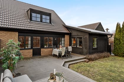 Gyllenstiernas väg 13, Näsbypark