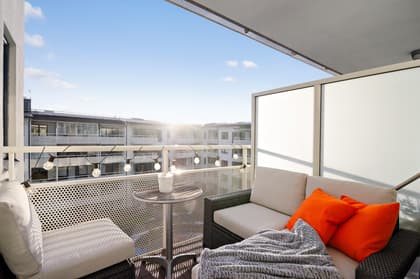 Hållövägen 11, Blåsut