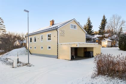 Slåttervägen 28, Bondsjöhöjden