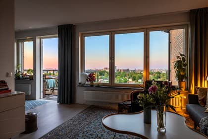 Kamrerarvägen 36, Hägerstensåsen