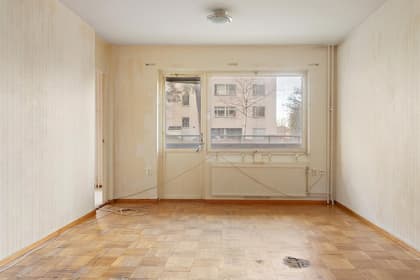 Falkholmsgränd 15, Skärholmen