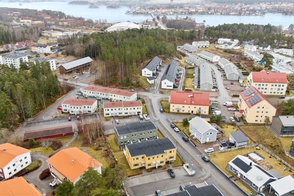 Björnbärsstigen 2D, Strängnäs