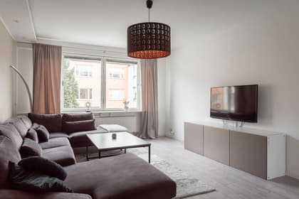 Kungsfågelgatan 49, Råby