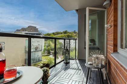 Grönbrinksgatan 8, Liljeholmskajen