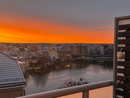 Kyrkogatan 1E, Centrum