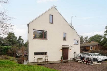 Olof Skötkonungs väg 15A, Aspudden