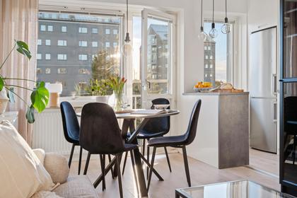 Västergårdsvägen 13, Västkusten