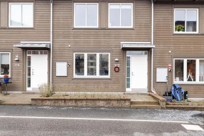 Vardövägen 112, Vega