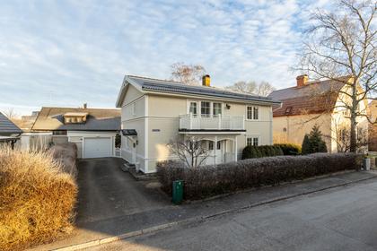 Berghultsvägen 9, Sörby