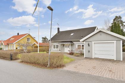 Kottgränd 3, Bollstanäs