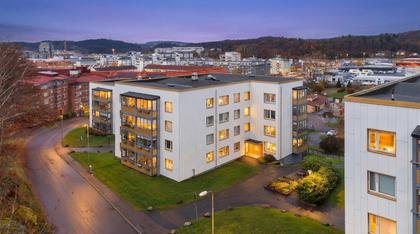 Floragatan 4, Tveten