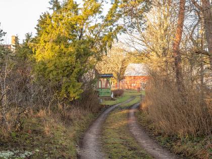 Vänge Vivungs 906, Romakloster