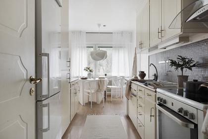 Östra Annebergsvägen 1, Centrala Partille