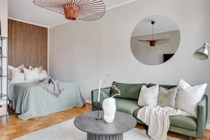 Sallerupsvägen 32F, Centrum