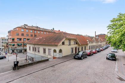 Sandgärdsgatan 32, Centrum
