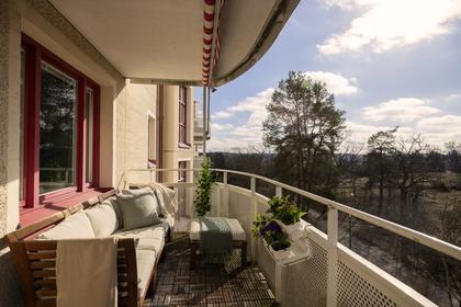 Balkong eller utsiktsbild