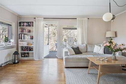 Kyndelgränd 44, Farmarstigen