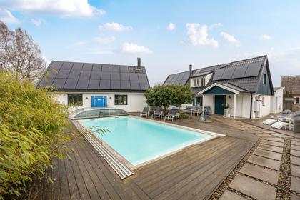 Klockarevägen 7, Lilla Lomma