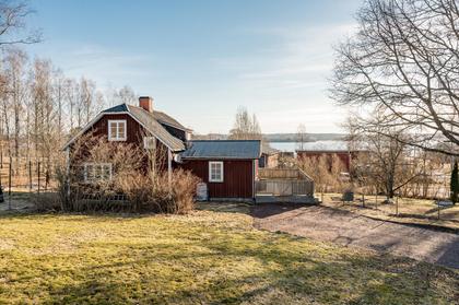 Älvbygatan 3, Västra Ämtervik