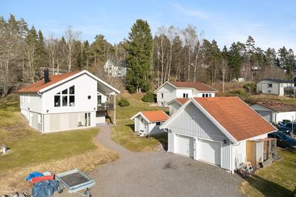 Krassevägen 10, Gråbo