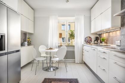 Östra Promenaden 51A, Centralt