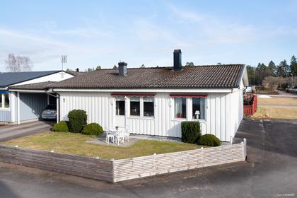 Flöjtgränd 7, Sörgården