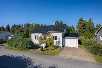 Kyrkogatan 25, Bjurholm