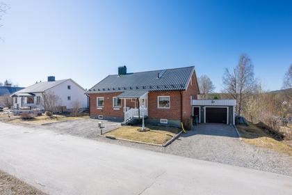 Kamrersvägen 10, Bjurholm