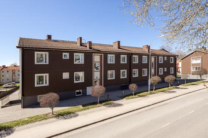 Esbjörnsvägen 12B, Centralt